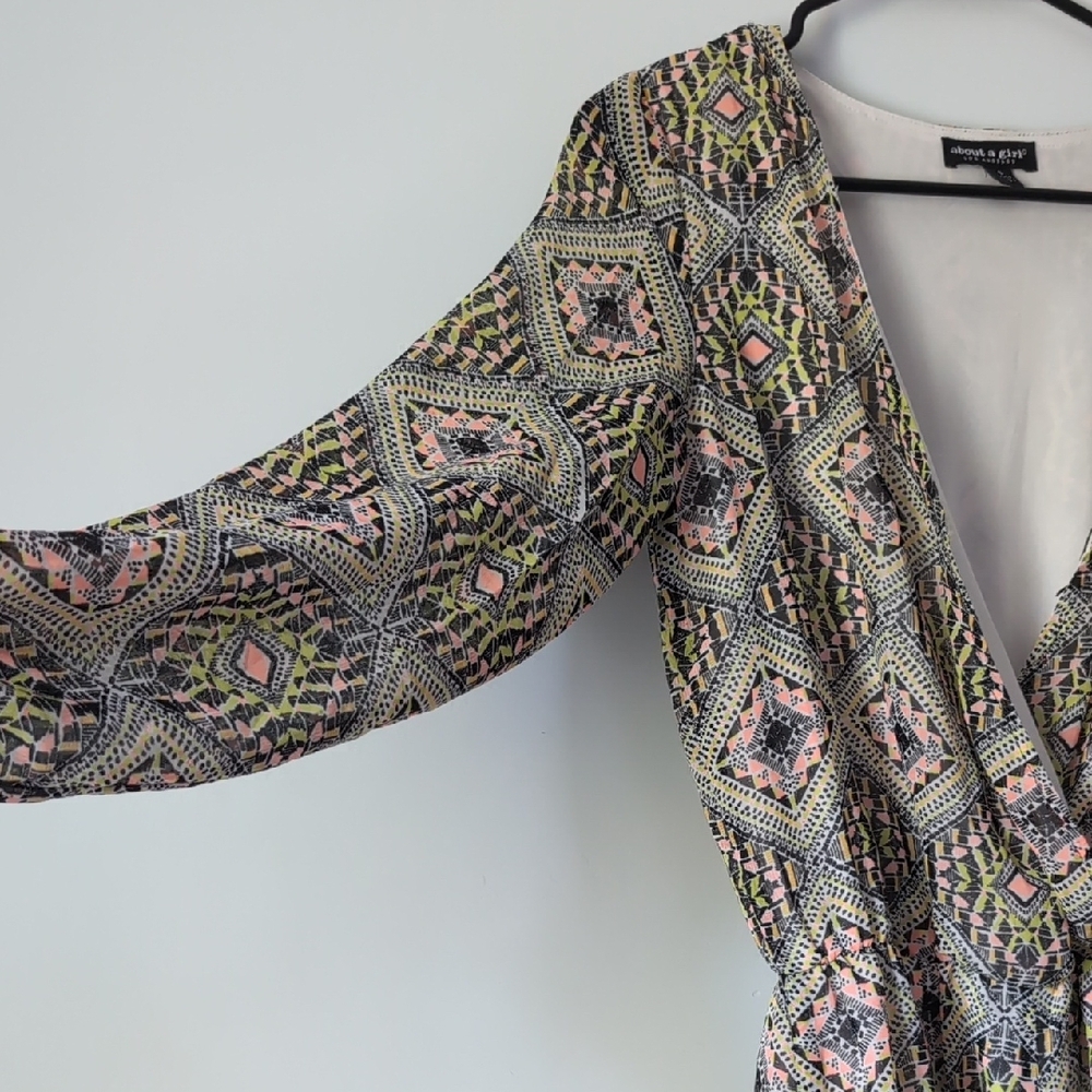 About A Girl Multicolor Patterned Romper - Picture 4 of 5